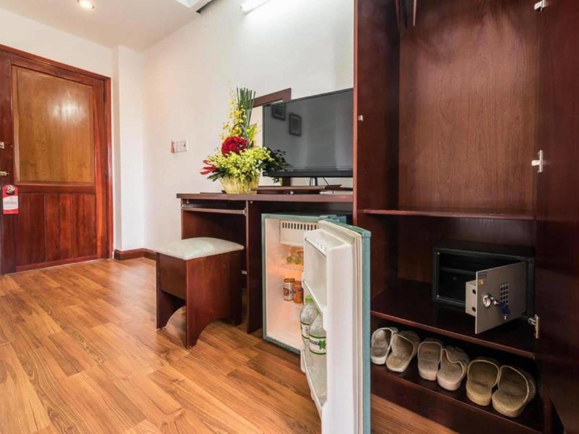 Saigon Odyssey House Hotel Ho Chi Minh City Exterior photo